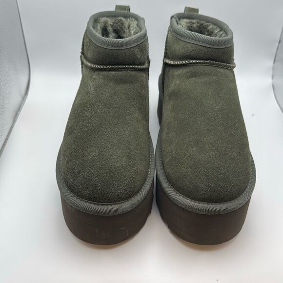 CUSHIONAIRE Cozy Women’s Platform Ankle Boots SIZE 7.5 OLIVE GREEN PREOWNED GREA - Picture 2 of 7